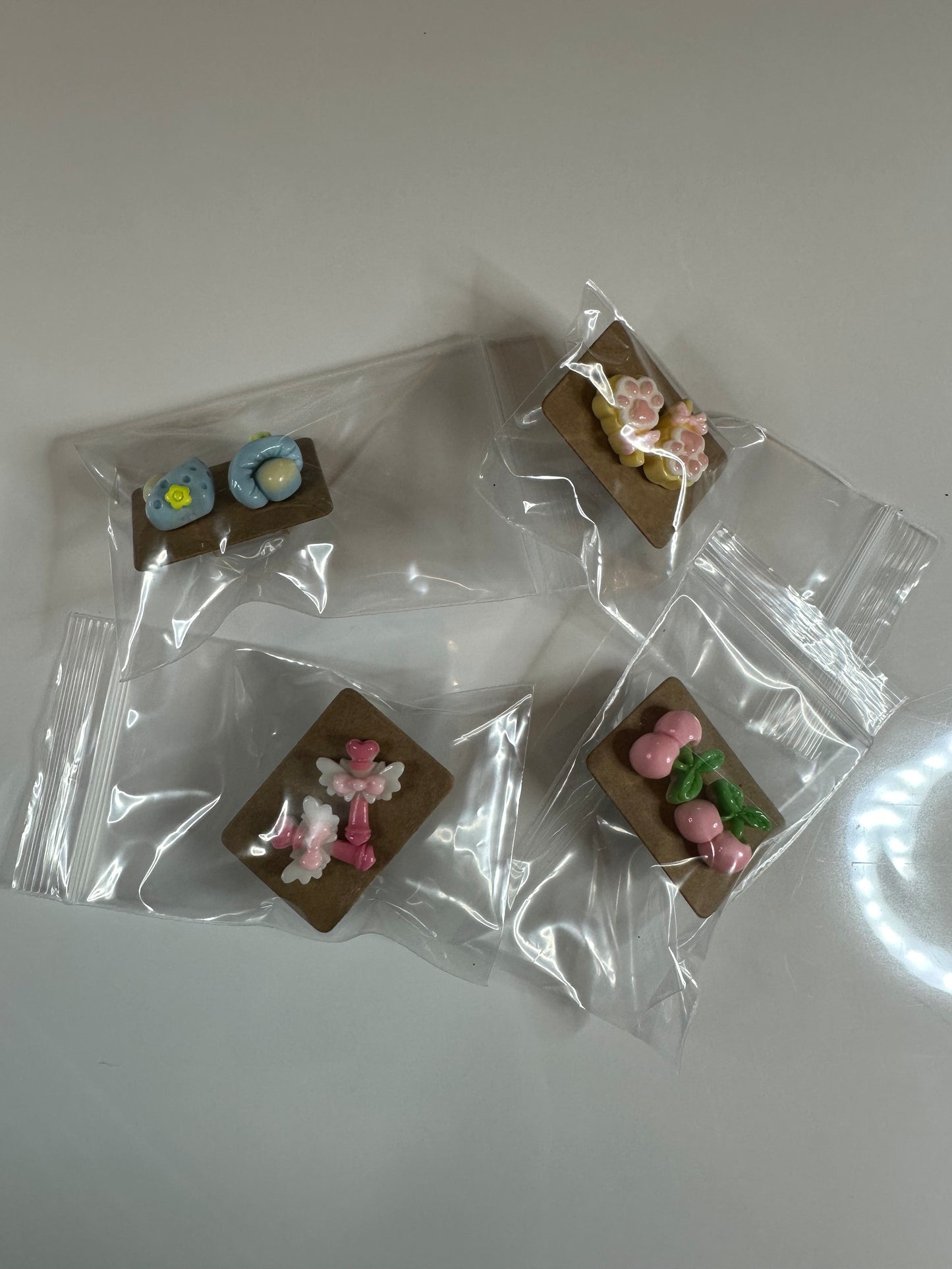 Post Earring Live Sales
